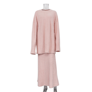 Pyjamas en tricot <span class=keywords><strong>rose</strong></span> pelucheux vêtements de détente <span class=keywords><strong>jupe</strong></span> et haut pour femmes décontractés deux pièces automne <span class=keywords><strong>hiver</strong></span> ensembles de vêtements pour femmes - Product Image 5