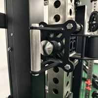 Station d'entraînement multifonctionnelle : Smith Machine, Power Rack et Functional Trainer avec système de poulies à double blocage pour exercices variés