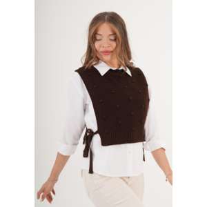 Chaleco de Punto Texturizado con Lazos Laterales en Color Café para Mujer, Prenda Exterior 100% Acrílica - Product Image 6