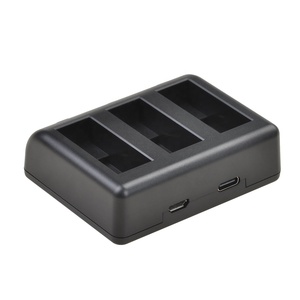 AHDBT-901 AHDBT901 USB <span class=keywords><strong>3</strong></span> Ports <span class=keywords><strong>Chargeur</strong></span> pour <span class=keywords><strong>GoPro</strong></span> Hero9, <span class=keywords><strong>Hero</strong></span> 9, Hero10, <span class=keywords><strong>Hero</strong></span> 10 - Product Image 3