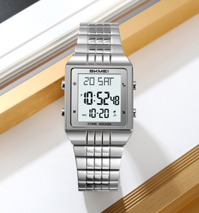 Nuovo Arrivo Orologio <span class=keywords><strong>da</strong></span> <span class=keywords><strong>Polso</strong></span> Uomo Skmei 2335 Lusso Oro Cinturino in Acciaio Inossidabile Impermeabile 30 Metri Orologio Digitale Sportivo con Allarme - Product Image 5
