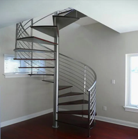 Escalier en colimaçon moderne en acier inoxydable, durable, écologique et sûr pour l'extérieur