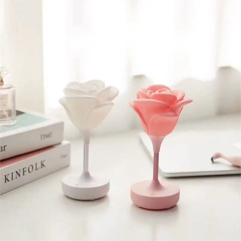 Üretici çağdaş yaratıcı romantik başucu kız hediyeler soluk pembe Led ışıkları güller masa lambası