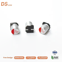 Condensateur SMD à puce en polymère conducteur 6,3 V 820 µF 6,3x7,7 mm à mode de sécurité pour le filtrage de sortie des convertisseurs DC-DC