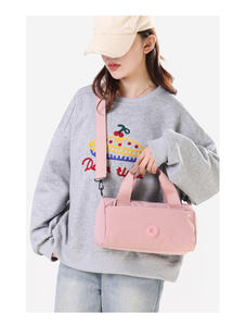 Sac de voyage léger et tendance en tissu imperméable, multi-compartiments, avec coussin intégré, idéal pour le sport et les loisirs, à porter en bandoulière ou sur l'épaule - Product Image 3