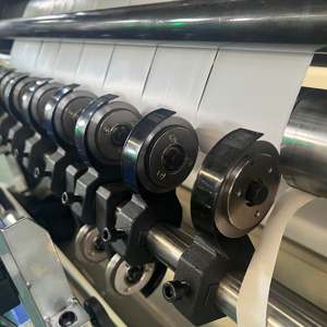 Máquina de corte de rollo de papel Jumbo térmico automático buen precio PLC nuevo Motor con rodamiento para producción de <span class=keywords><strong>caja</strong></span> <span class=keywords><strong>registradora</strong></span> - Product Image 2