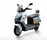 Moped électrique Garow haute vitesse 68 km/h, moteur sans balais 2000 W, scooter électrique 72 V pour adultes avec pédales