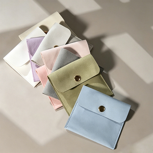 Pochette à bijoux de luxe en microfibre avec logo personnalisé, bouton-pression, en suède, petit sac cadeau pour collier et bague, vente en gros OEM - Product Image 1