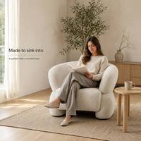 Fauteuil d'appoint moderne en bouclette crème, fauteuil barillet avec dossier incurvé et assise moelleuse, fauteuil de salon rembourré pour le salon