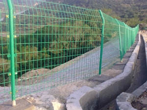 Outdoor Eco-Friendly metal cattle fence <b>wire</b> for Farm and Agricultural Land Fence - Product Image 5