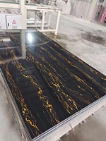 Panneaux muraux décoratifs intérieurs en ardoise de carbone avec design en marbre Panneau mural flexible en PVC à revêtement UV