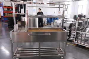 <span class=keywords><strong>Barbecue</strong></span> au charbon de bois de style Santa Maria en acier inoxydable <span class=keywords><strong>avec</strong></span> levage manuel à manivelle et grille réglable - Product Image 6