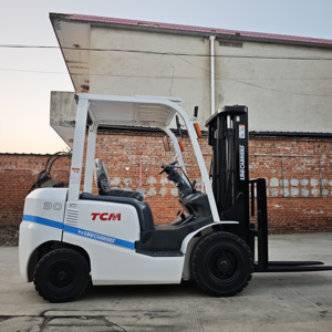 <b>Used</b> FD30 Forklift Cheap <b>Used</b> 3 Ton TCM Forklift Japan Brand Komatsu TCM Diesel <b>Used</b> Forklift 3T for Sale - Product Image 6