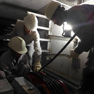 Contratto di Manutenzione per Ascensori a Trazione Senza Ingranaggi NOVA AC per Hotel e Appartamenti, Servizi di Cura Preventiva e Riparazione d'Emergenza - Product Image 1