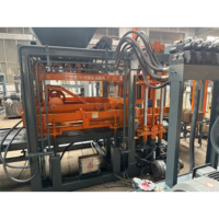 Meilleur prix QT4-15 la machine à blocs de ciment semi-automatique à faible investissement et à profit élevé pour les petites entreprises d'Afrique et du Moyen-Orient
