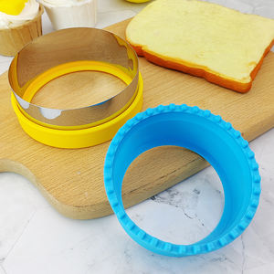 Jeu de <span class=keywords><strong>emporte</strong></span>-<span class=keywords><strong>pièces</strong></span> en forme de cœur de dinosaure et de <span class=keywords><strong>Mickey</strong></span> en forme de coupe-sandwich et de scellant pour le pain et le gâteau - Product Image 5