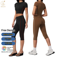 Ensemble de sport et yoga personnalisé : Legging élastique respirant à séchage rapide, effet push-up, couleur unie, et crop top à manches courtes, avec ceinture de fitness