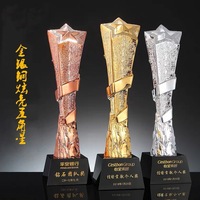 Vente en gros de plaque vierge personnalisée en bois, verre, cristal, résine, impression UV, médaille en cuivre et argent, trophées et médailles bon marché