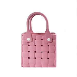 Bolso de mano tejido de EVA, bolso de hombro ligero e impermeable, bolso de mano portátil con parte superior abierta para viajes a la playa y compras - Product Image 4