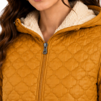 Veste matelassée légère pour femme, résistante à l'eau, à capuche, doublée en sherpa, fermeture éclair intégrale, hiver, sur mesure, OEM, ODM, vente en gros