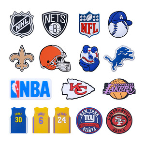 Perles en silicone avec logo d'équipe transfrontalière, pour bracelets de rugby et de basketball, bijoux DIY, embellissements pour stylos, moulage en résine RF162, lot en vrac - Product Image 1