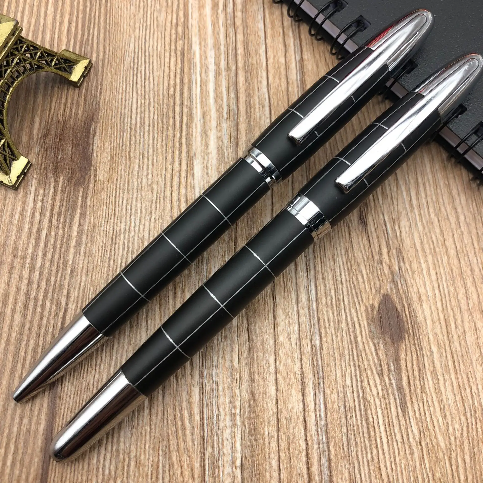 מפעל סיטונאי קידום מכירות בתפזורת חדש מתנת זוג עט סט מתכת שני כדור עט לוגו תיבת כדורי הטוב ביותר יוקרה עט