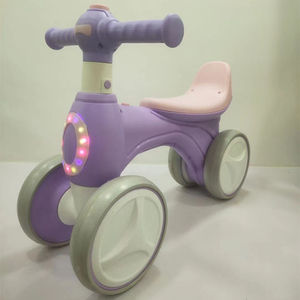 Vente flash : Voiture à bascule pour enfants réglable, avec roues en plastique, petite taille, machine à bulles pour les enfants de 2 ans, état neuf, prix bas - Product Image 3
