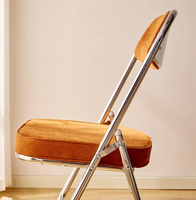 Chaise pliante empilable moderne en maille avec assise en tissu, gain de place, rangement facile pour l'école, les banquets et les usages commerciaux multiples