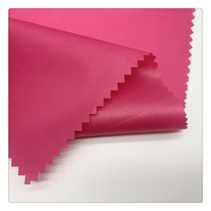 100% <span class=keywords><strong>Polyester</strong></span> <span class=keywords><strong>Taffeta</strong></span> 210T Pu Tráng Vải 3000Mm Không Thấm Nước Cho Áo Mưa Áo Khoác Vải Dù - Product Image 1