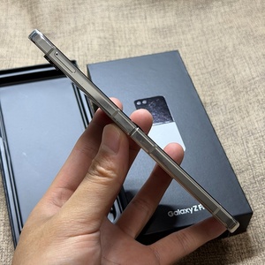 <span class=keywords><strong>Samsung</strong></span> <span class=keywords><strong>Galaxy</strong></span> <span class=keywords><strong>Z</strong></span> <span class=keywords><strong>Flip</strong></span> 5 Desbloqueado, Teléfono Original AMOLED <span class=keywords><strong>3</strong></span>.4/6.7/3700mAh 12MP 256GB 8GB RAM, 512GB 8GB RAM Snapdragon <span class=keywords><strong>8</strong></span> Gen 2 - Product Image 4