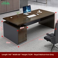 Bureau de travail moderne Wayon en bois clair avec 3 tiroirs et serrure, structure en métal noir pour poste de travail à domicile
