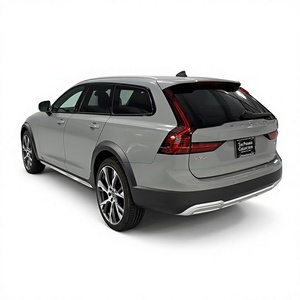 Voitures automatiques V90 Cross-Country B6 Ultimate AWD d'occasion à vendre Sièges en cuir automatiques Toit ouvrant panoramique Pneus R20 - Product Image 4