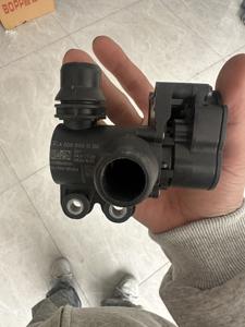 Venta caliente 0005061500 válvula desviadora Control de agua de refrigeración para <span class=keywords><strong>Mercedes</strong></span> Benz E200 <span class=keywords><strong>E300</strong></span> E450 válvula reguladora de enfriador de temperatura - Product Image 4