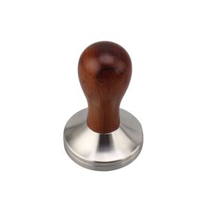 Tamper à espresso manuel en acier inoxydable 304, diamètre 58 mm, manche en bois massif - Product Image 2