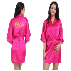 8230434 Kimono <span class=keywords><strong>da</strong></span> sposa in raso <span class=keywords><strong>da</strong></span> <span class=keywords><strong>donna</strong></span> abiti <span class=keywords><strong>da</strong></span> <span class=keywords><strong>notte</strong></span> <span class=keywords><strong>da</strong></span> sposa abiti <span class=keywords><strong>da</strong></span> damigella d'onore pigiama accappatoio camicia <span class=keywords><strong>da</strong></span> <span class=keywords><strong>notte</strong></span> Spa abiti <span class=keywords><strong>da</strong></span> sposa <span class=keywords><strong>vestaglia</strong></span> - Product Image 2