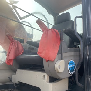 Excavatrice Hitachi ZX240 <span class=keywords><strong>d</strong></span>'occasion robuste et à haut rendement pour le <span class=keywords><strong>tourisme</strong></span> culturel, les infrastructures urbaines et les projets de renforcement côtier - Product Image 2