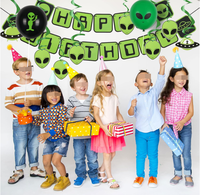 Décorations de fête d'anniversaire sur le thème des vaisseaux spatiaux, des OVNIs et des extraterrestres : Bannières, guirlandes, décorations pour cupcakes et gâteaux, ballons en latex imprimés à l'hélium, fournitures cadeaux