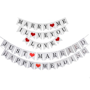 Guirnalda de Banderines con la Frase 'Cásate Conmigo, Te Amo', Decoración para Bodas, Compromisos, Propuestas de Matrimonio, San Valentín - Product Image 1