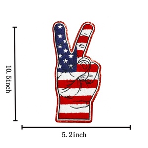 Toppe Ricamate all'Ingrosso per il Giorno dell'Indipendenza, Logo Pace a Due Dita <span class=keywords><strong>Blu</strong></span> e Rosso, Toppe in Ciniglia da Applicare con Ferro da Stiro per il 4 Luglio - Product Image 3