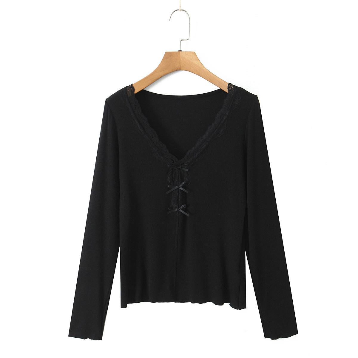 เสื้อแขนยาวสีดำ