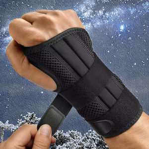 Soporte de Muñeca Ajustable de Neopreno para el Túnel Carpiano, Soporte Nocturno Transpirable con Cierre de Velcro, Unisex para Adultos - Product Image 3