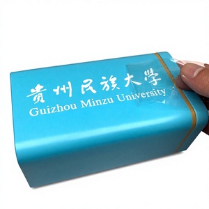 Autocollants 3D personnalisés en vinyle cristal auto-adhésif avec <span class=keywords><strong>impression</strong></span> UV par transfert pour la personnalisation de logos de cadeaux et d'annonces publicitaires - Product Image 3