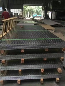 Placa a cuadros de acero inoxidable SUS304 de 4mm, 5mm, 6mm, 1220*2440, 1500*3000, antideslizante, resistente al desgaste, placa estampada de acero inoxidable - Product Image 6