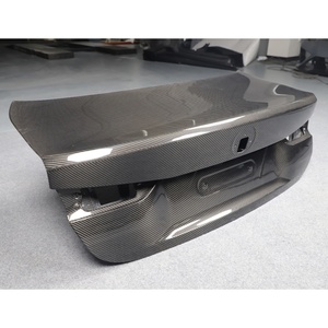 Kit de Protección de Parachoques y Puerta Trasera de Fibra de Carbono G22/G82 2022-2024 para Modificación y Mejora de Automóviles M4 - Product Image 3