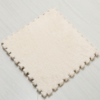 Tapis de sol moderne en velours doux et moelleux à emboîtement rose et blanc Tapis de sol en polyester pour le salon et la maison pour adolescents