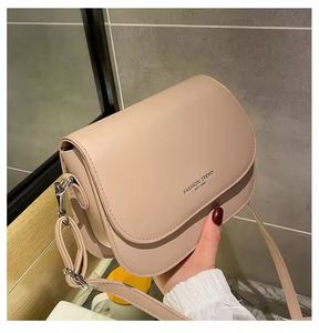 Bolso bandolera impermeable de gran capacidad con diseño original, el más vendido para hombres y mujeres - Product Image 3