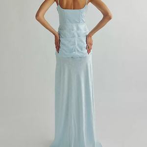 เดรสยาวแบบใหม่ปี 2025 สำหรับผู้หญิง คอวี แต่งระบาย ผ้ามันวาว แฟชั่นลำลอง เซ็กซี่ แต่งเชือกผูก สีฟ้า - Product Image 3