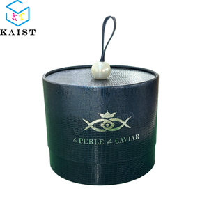 Boîte en papier texturé ronde personnalisée pour l'emballage de <span class=keywords><strong>caviar</strong></span> et d'aliments gastronomiques - Contenant élégant et luxueux, boîte tube avec poignée, à placer avec un pack de glace - Product Image 1