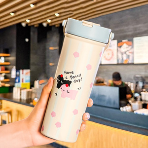 Taza de viaje de cerámica Butterfly con pajita aislada para café y té de 500 ml - Product Image 3