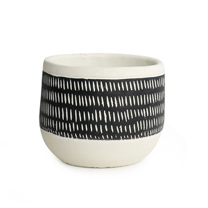 Pot de fleur <span class=keywords><strong>en</strong></span> <span class=keywords><strong>terre</strong></span> <span class=keywords><strong>cuite</strong></span> rond moyen fait à la main pour la décoration intérieure-jardinière d'herbes de cactus succulentes d'intérieur avec un design élégant pour le bureau - Product Image 1